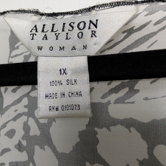Vintage Silk Animal Print Sheer Overlay Blouse Allison Taylor 1X - Picture 4 of 5